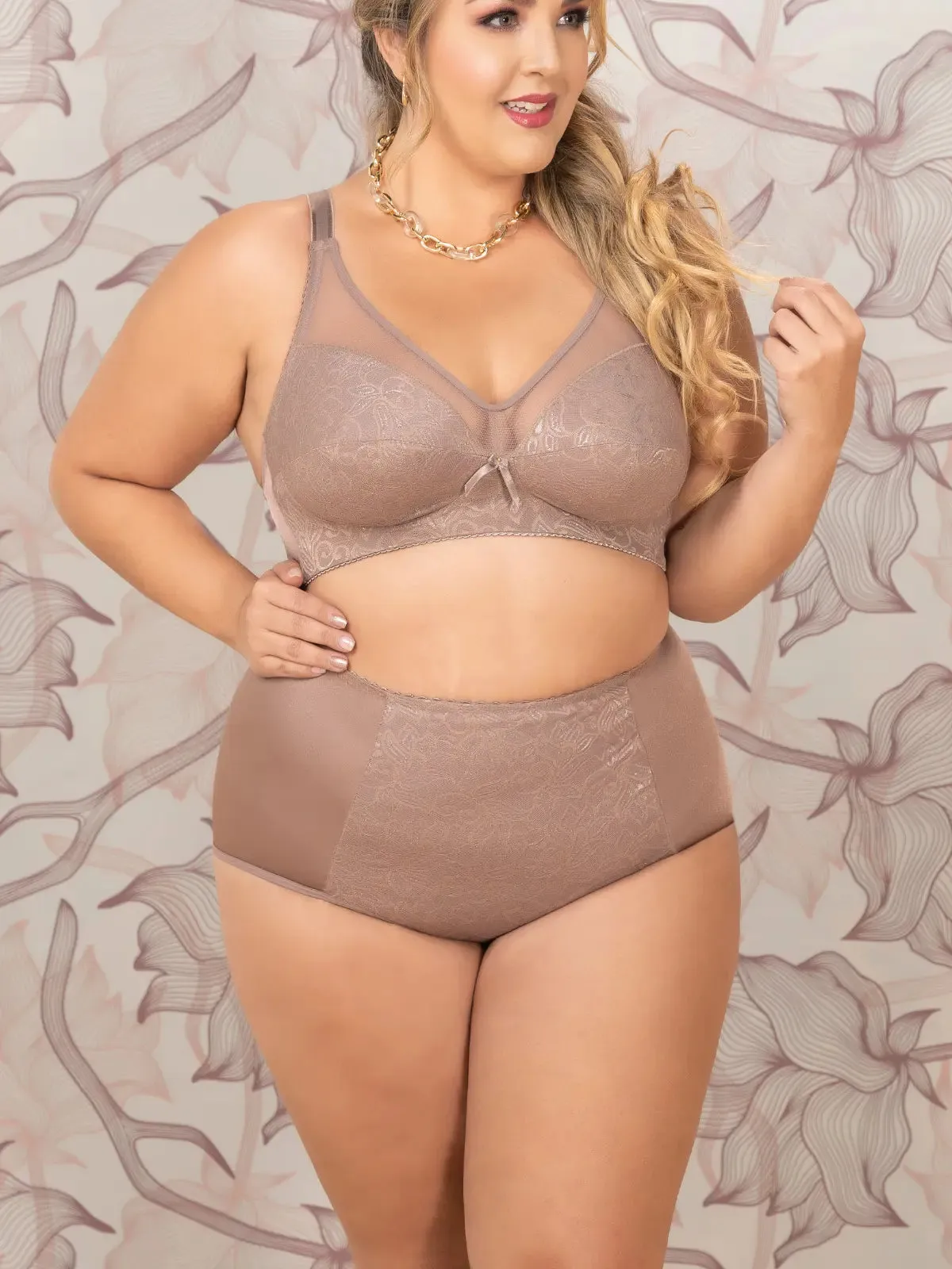 High-Waist Tummy Control Lace Panties – Achieve a Smooth, Confident Look with All-Day Comfort