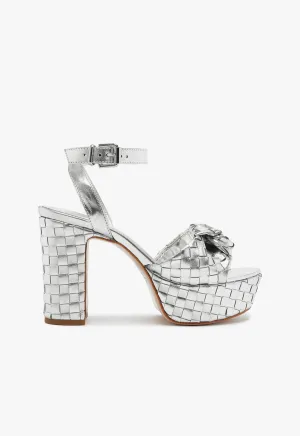 Kareena Knot Platform