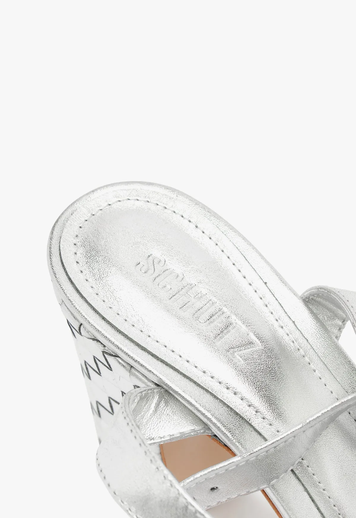 Kareena Knot Platform