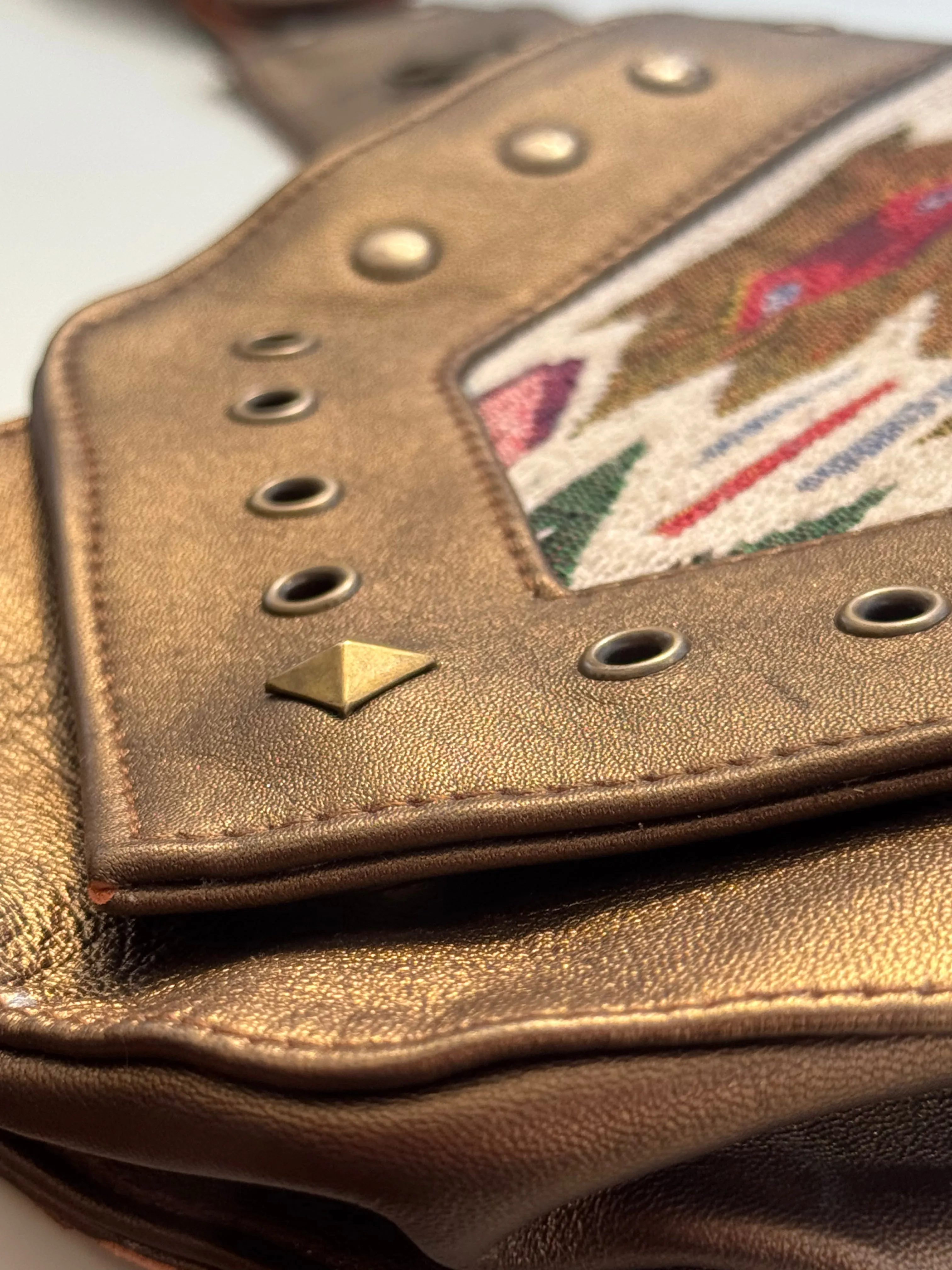 Leather Niisha Belt | Gold