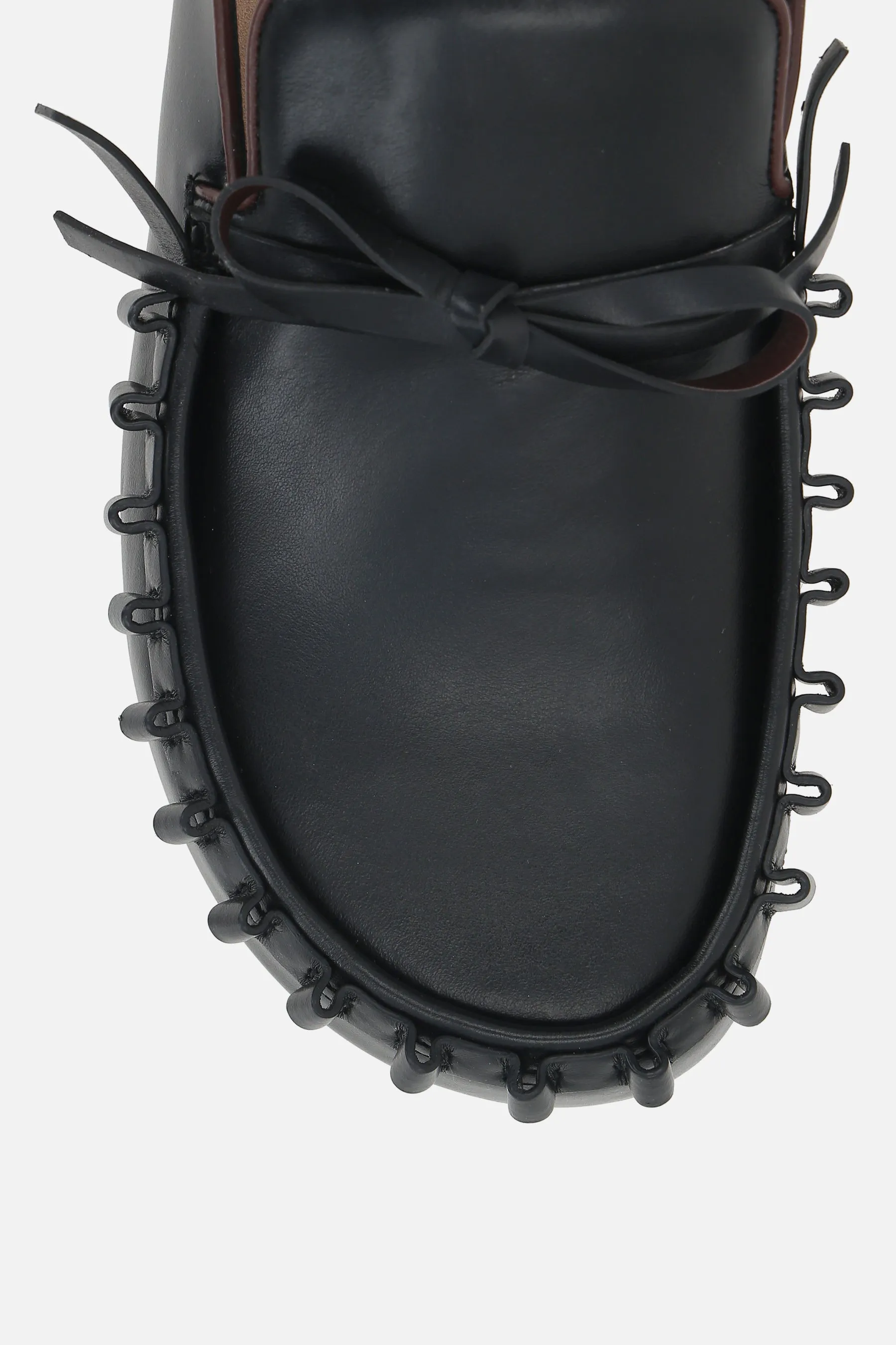 smooth leather slipper with ruffle detail