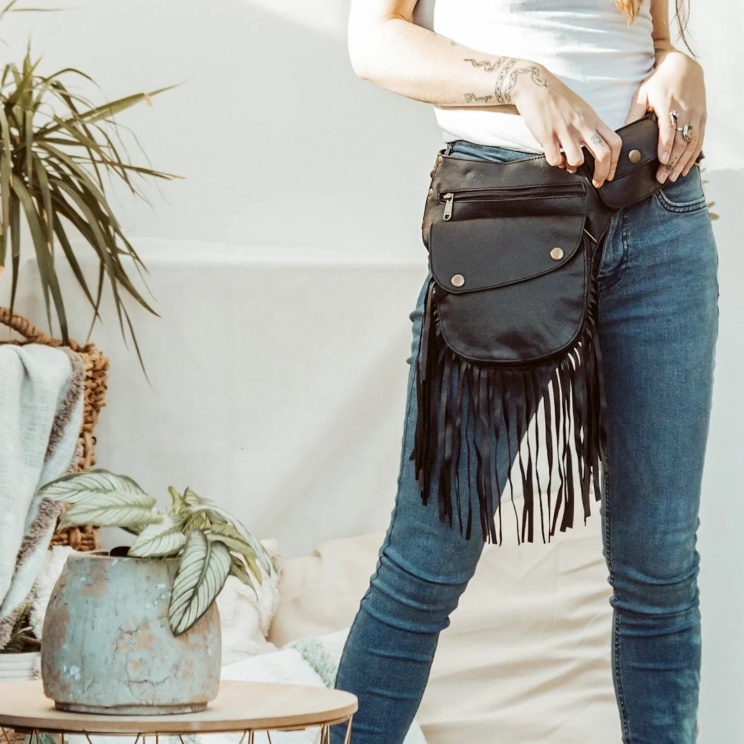 Vegan Leather Tassel Belt - Black
